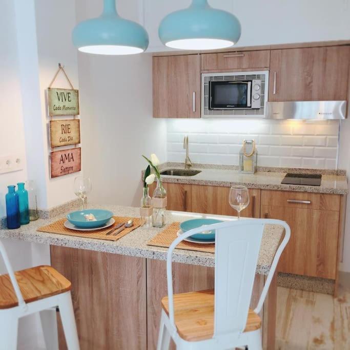 Apartamento Romana Playa, Junto Al Mar, Completamente Reformado Marbella