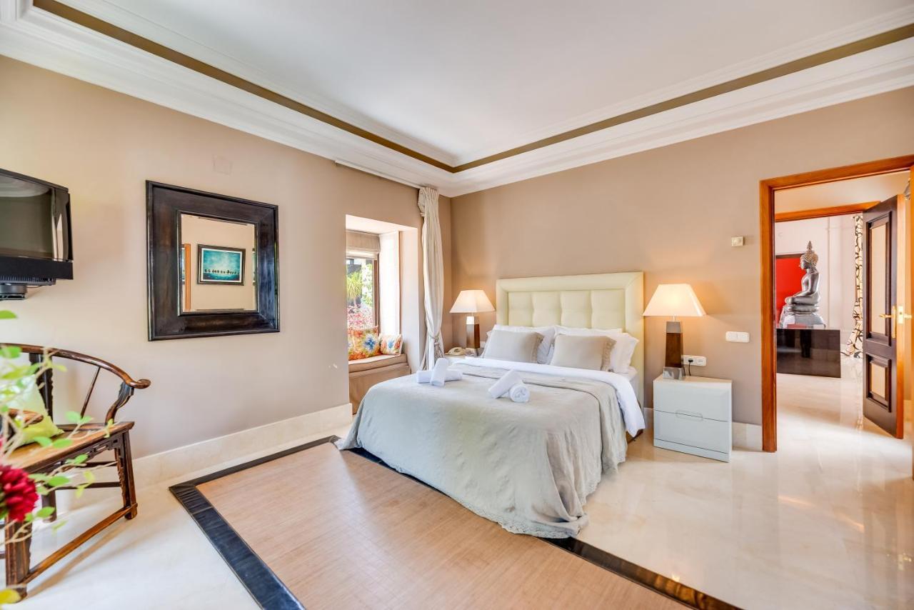 Luxurious 7 Bdrm Frontline Golf - Aloha Gardens Apartment *