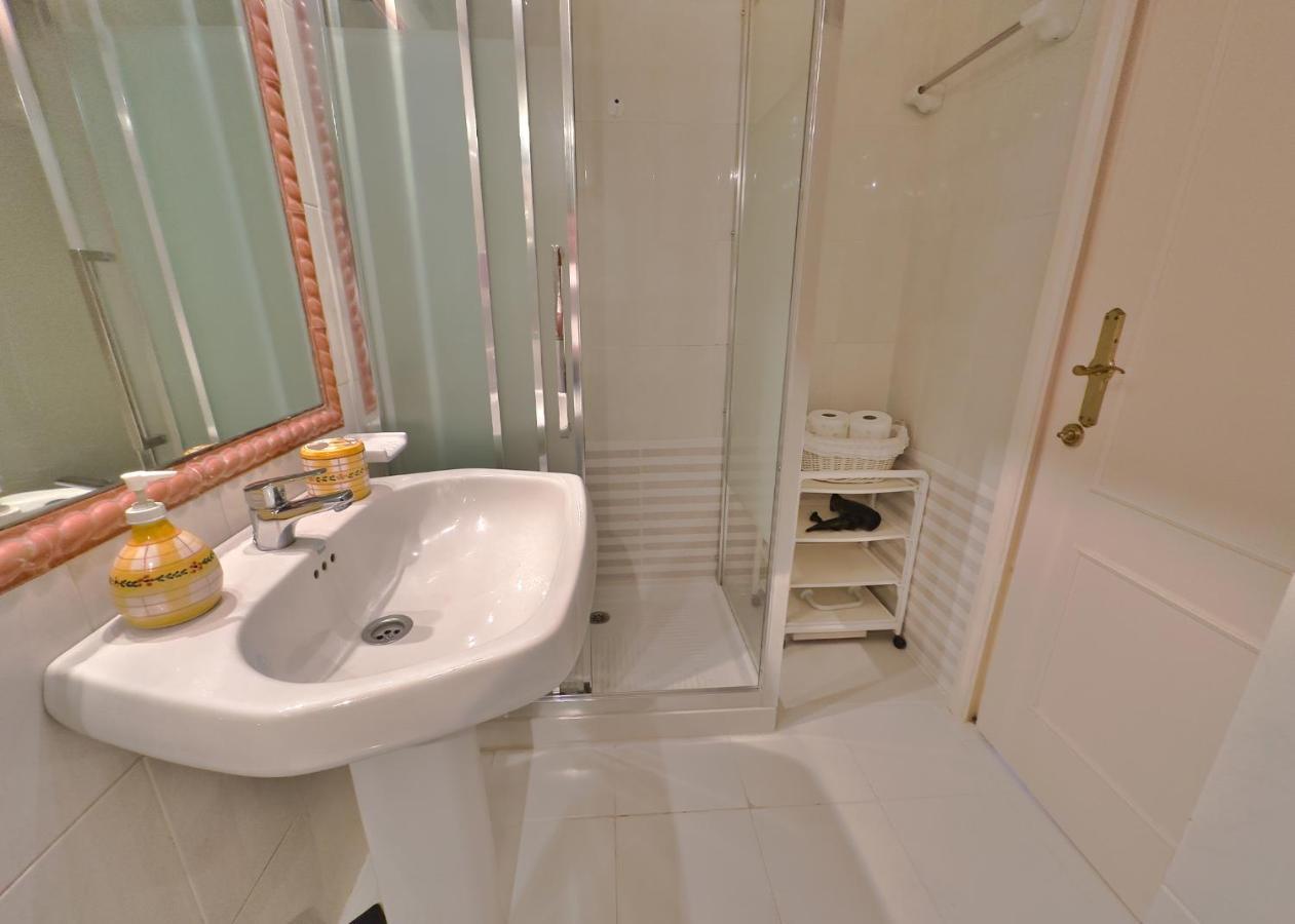 Skol 212. Two Bedrooms Duplex In Centre On The Beachfront.