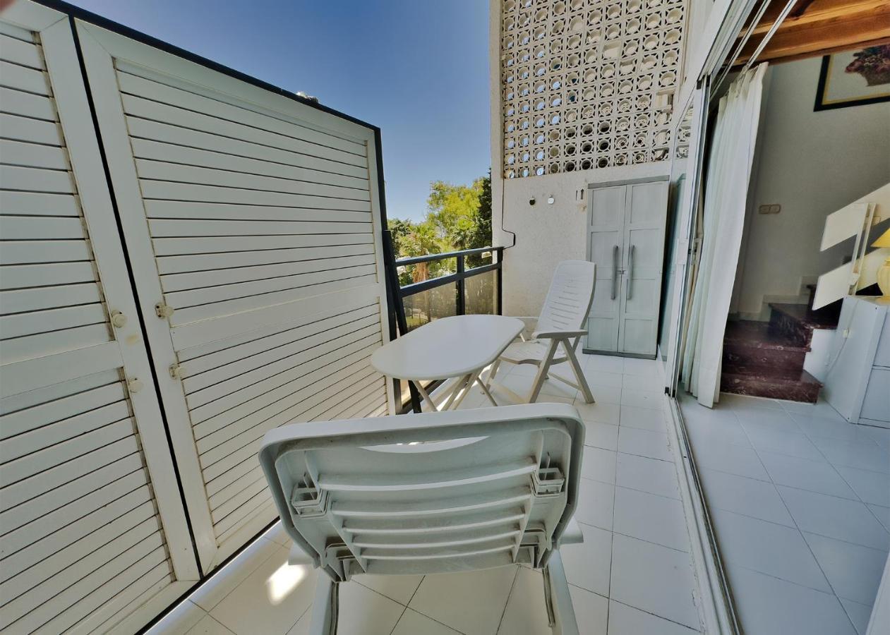 Skol 212. Two Bedrooms Duplex In Centre On The Beachfront. Apartment *
