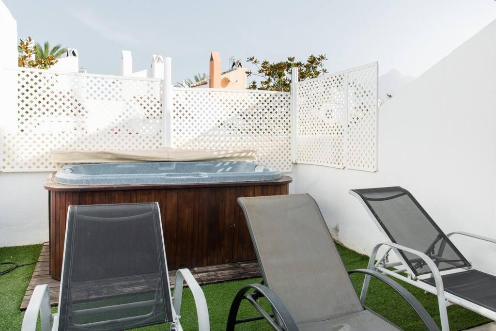 Boutique Townhouse With Hot Tub Near Puerto Banus Marbella