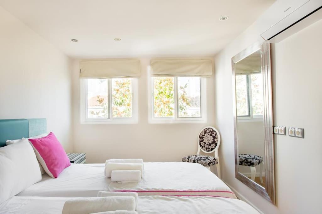 Boutique Townhouse With Hot Tub Near Puerto Banus *
