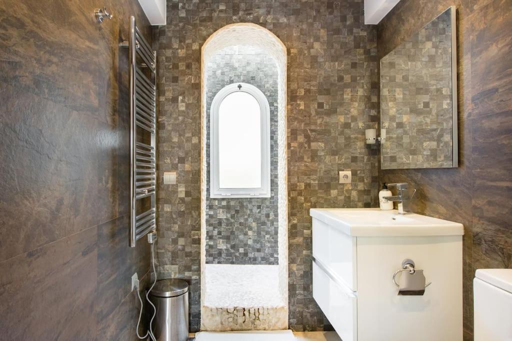 Boutique Townhouse With Hot Tub Near Puerto Banus * Marbella