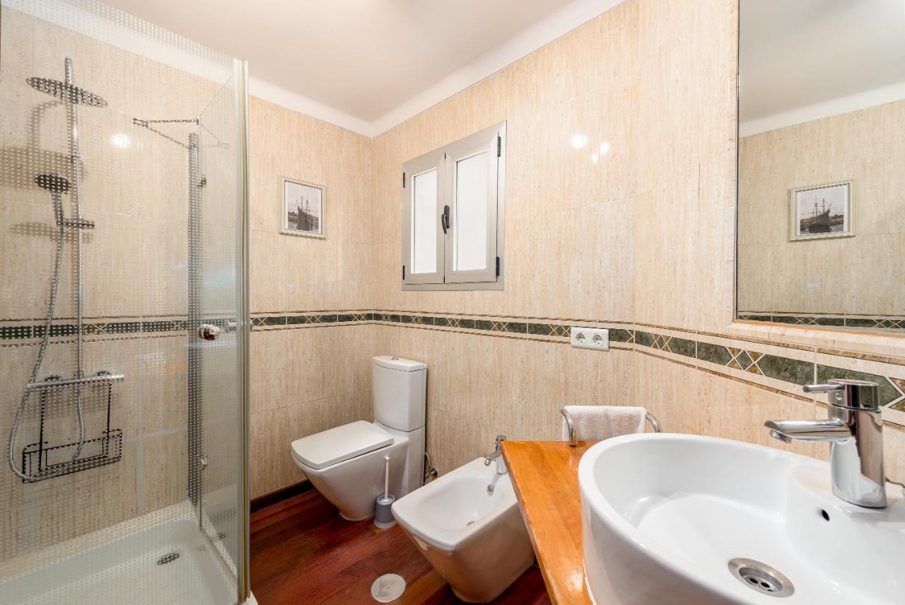 Appartement With Terrace - City Center And Near The Beach