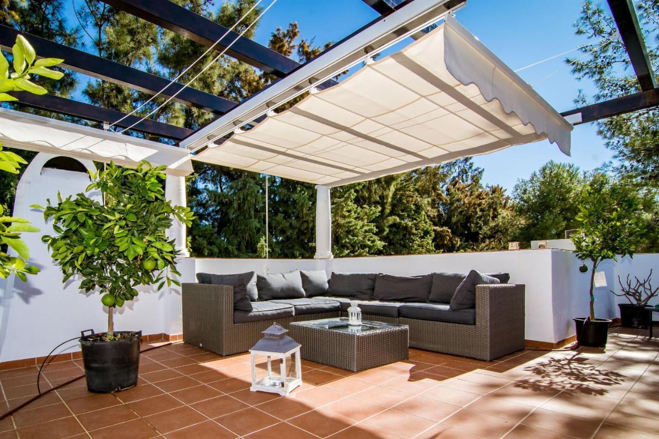Tropical Getaway Townhouse In Nueva Andalucia Close To Los Naranjos Golf