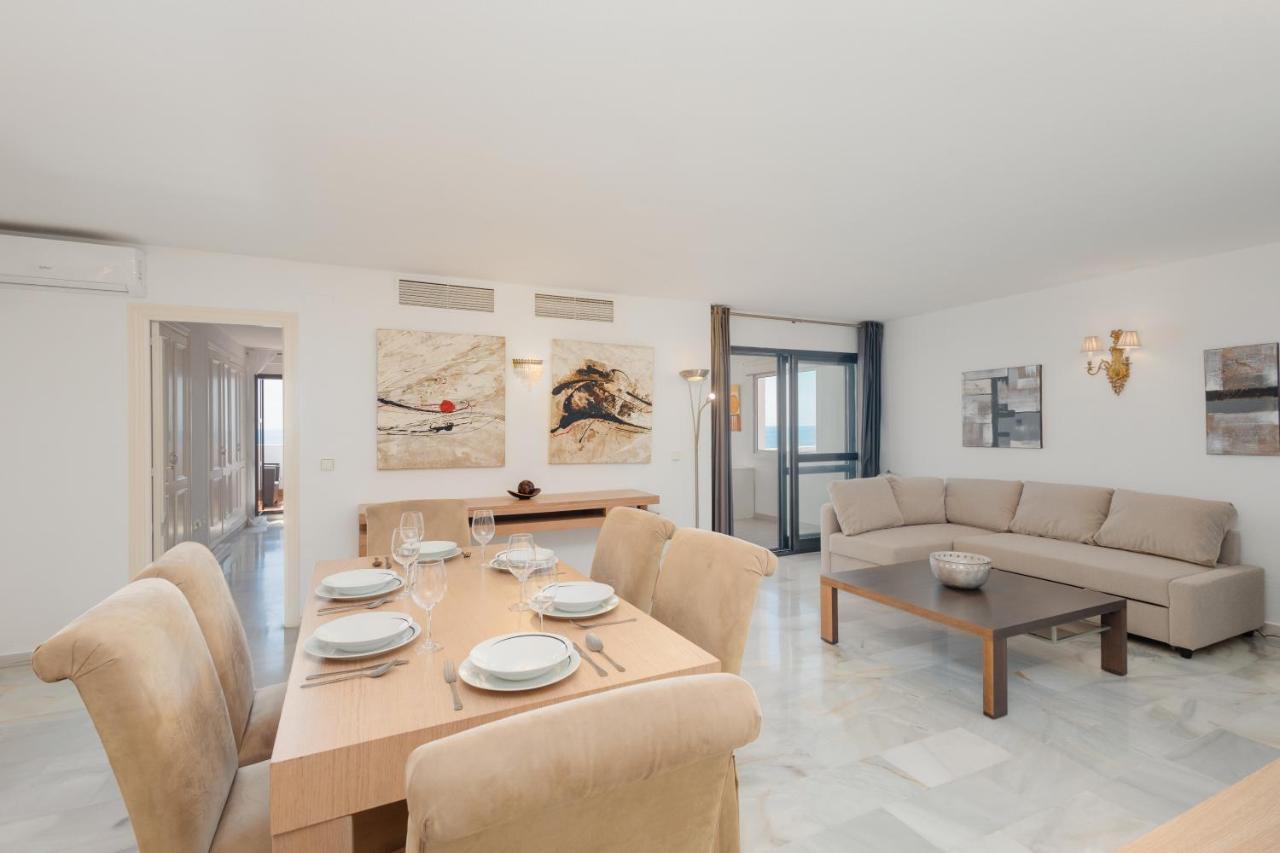 Penthouse In Puerto Banus With Sea And Marina Views Apartamento *