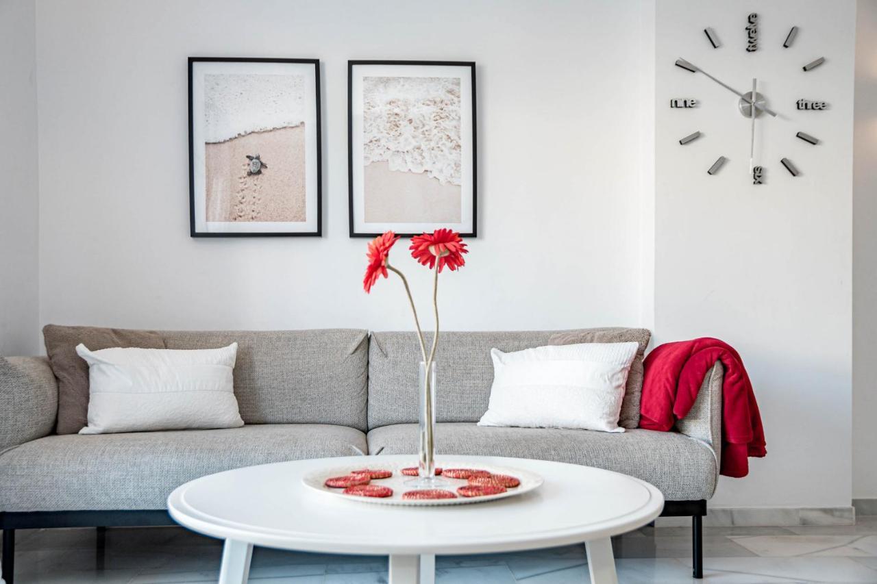 Captivating 2 Bedroom In Popular Nueva Andalucia Close To Centro Plaza Apartamento