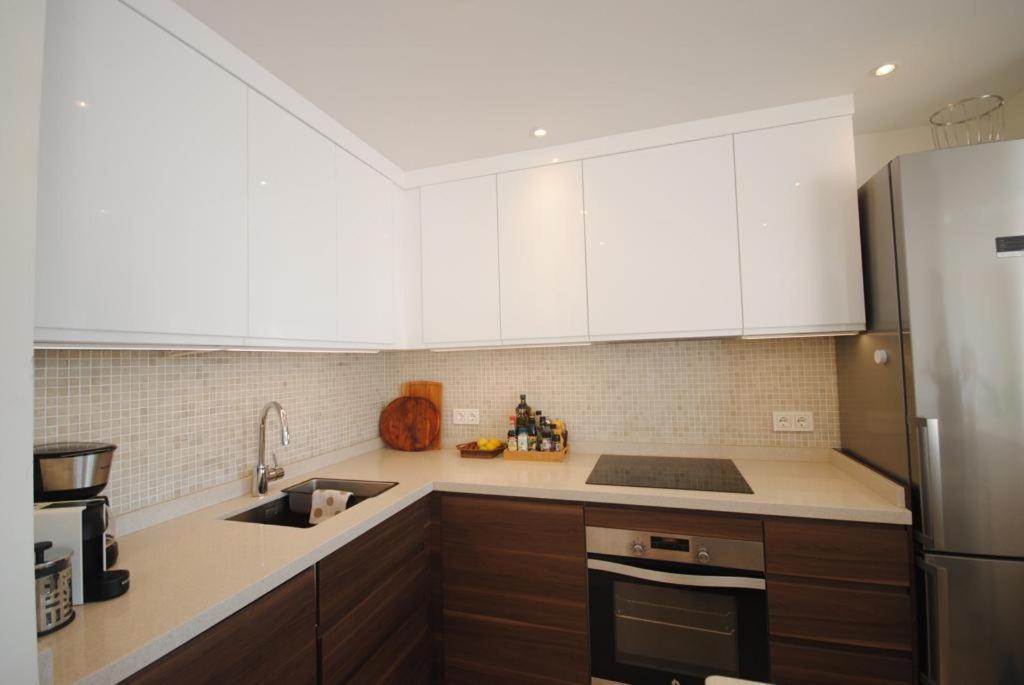 75-apartment With Views In Elviria, Apartamento Marbella