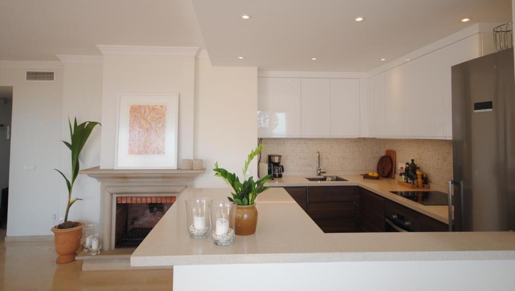 75-apartment With Views In Elviria, Apartamento *