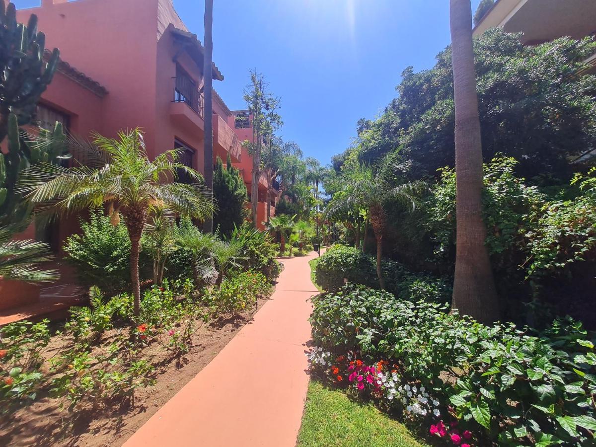 Luxury Spacious Penthouse & Garage 150m To Apartamento *