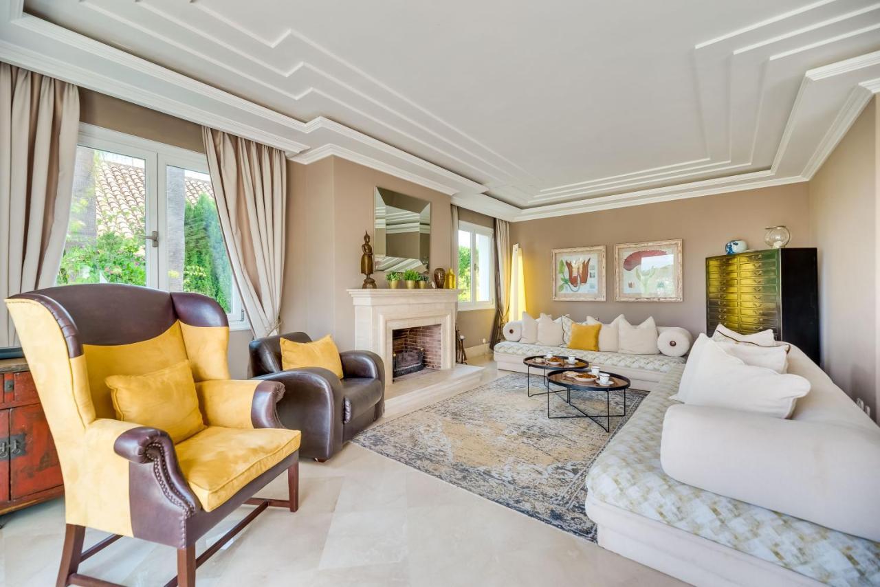 Luxurious 7 Bdrm Frontline Golf - Aloha Gardens * Marbella