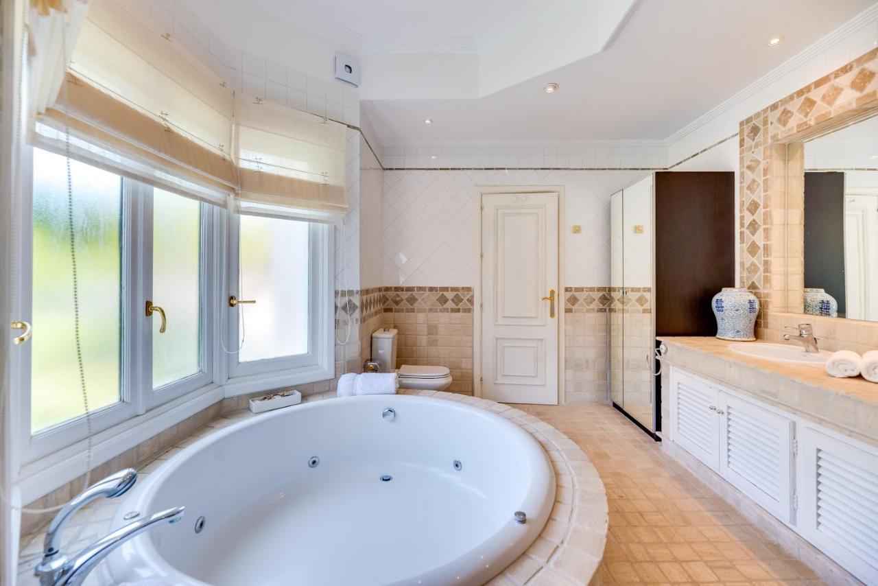 Apartment Luxurious 7 Bdrm Frontline Golf - Aloha Gardens Marbella