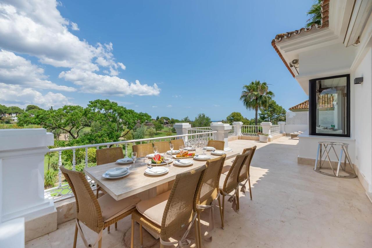Luxurious 7 Bdrm Frontline Golf - Aloha Gardens Marbella