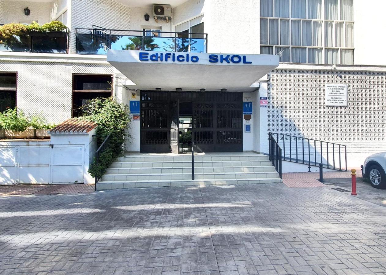 Skol 212. Two Bedrooms Duplex In Centre On The Beachfront. Marbella