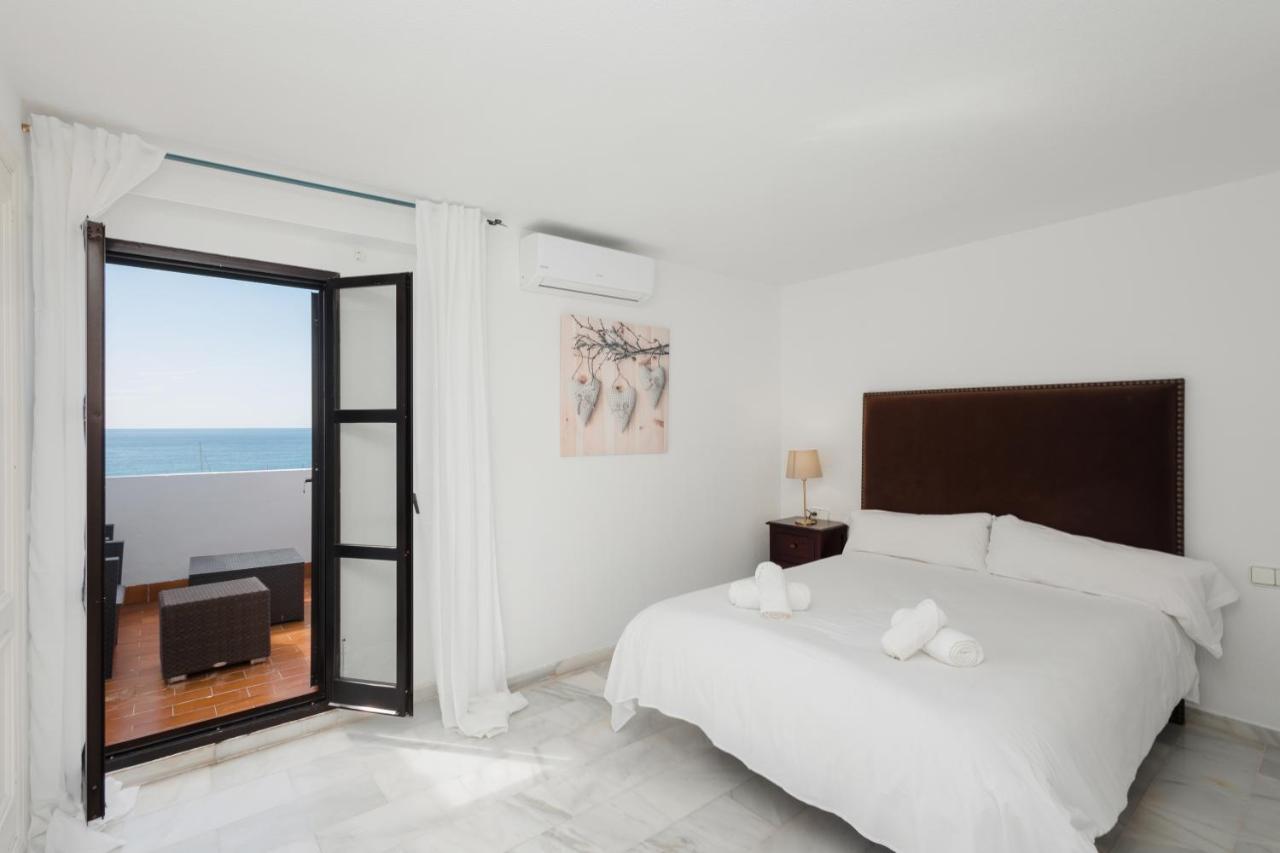 Penthouse In Puerto Banus With Sea And Marina Views Marbella