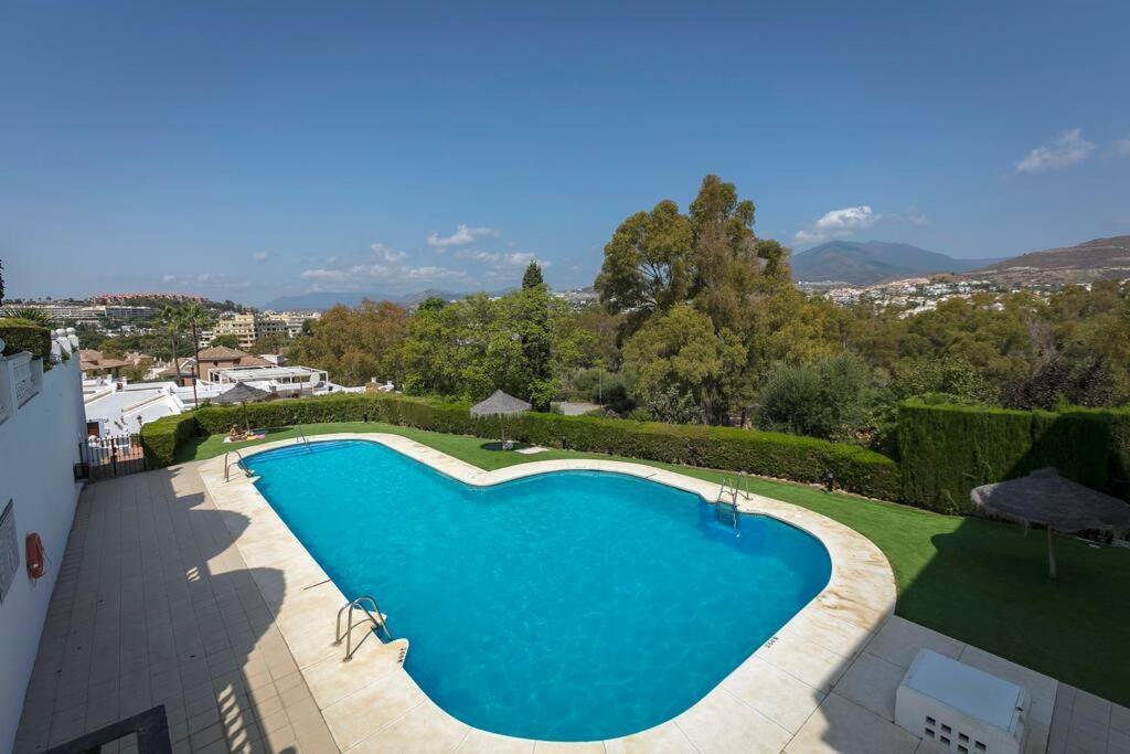 Apartment Fantastic With Rooftop Terrace Aloha Pueblo Rdr309 Marbella