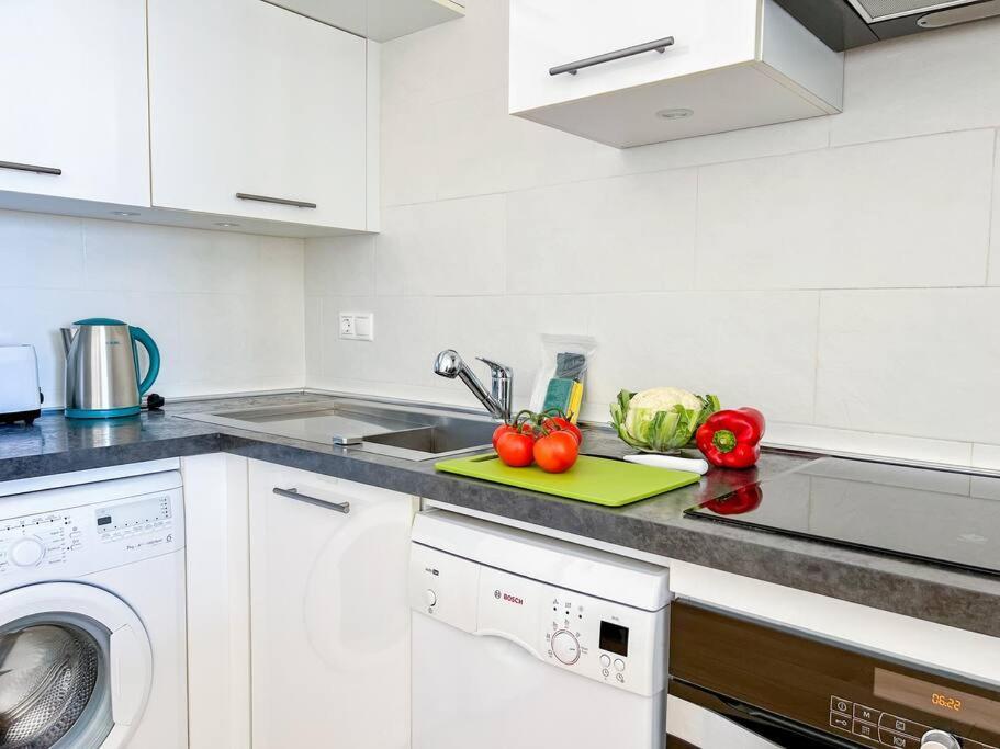 Oleholidays 1133 Romana Playa Primera Linea Playa Marbella