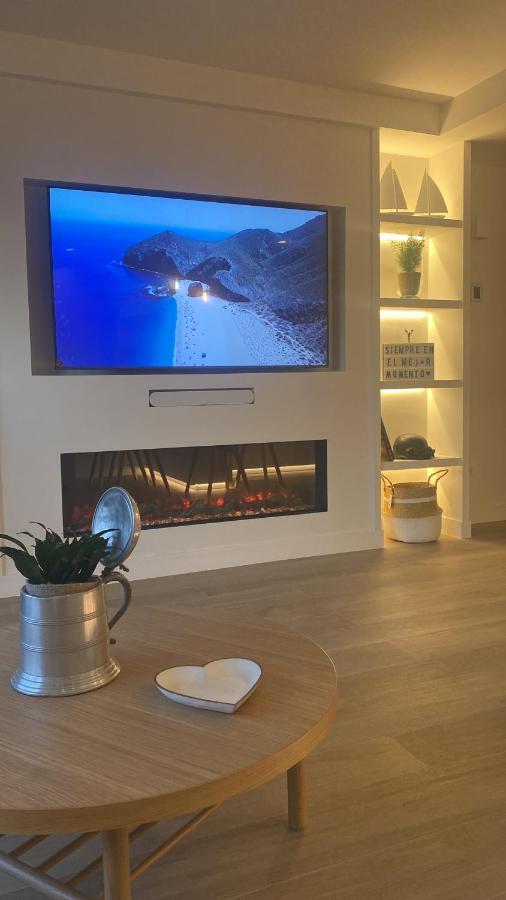 Apartment Modern New Apartment, Sea View And Private Parking *