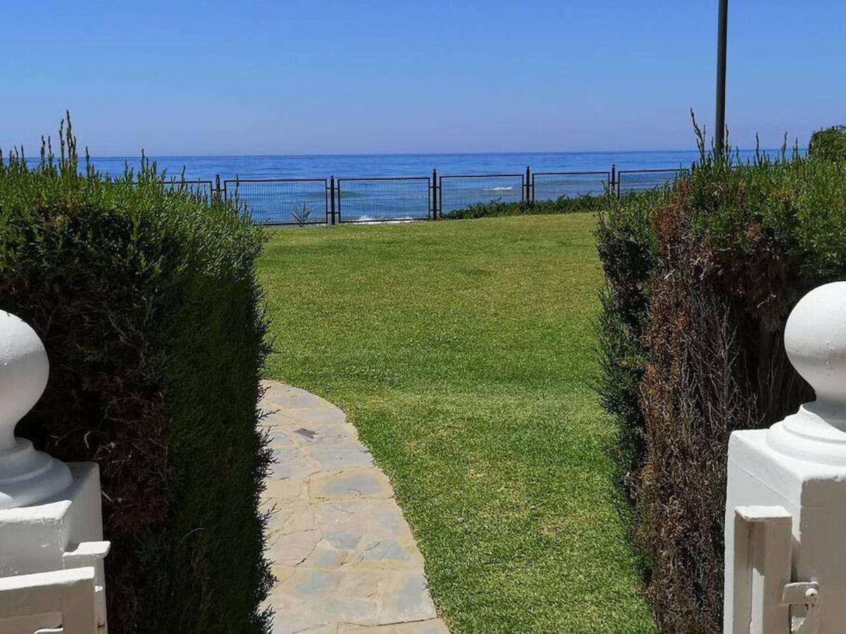 Modern With Pool On The Beachfront In By Sharingco Appartement Marbella