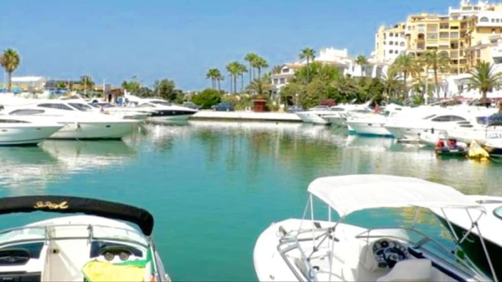 Apartment Two Bedrooms In Cabopino
