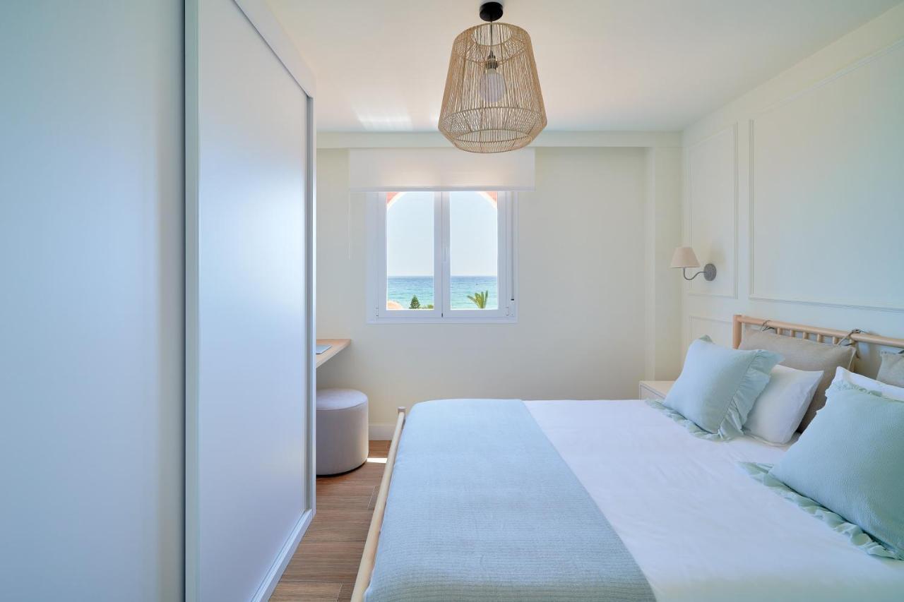 Apartment Sea Beachfront