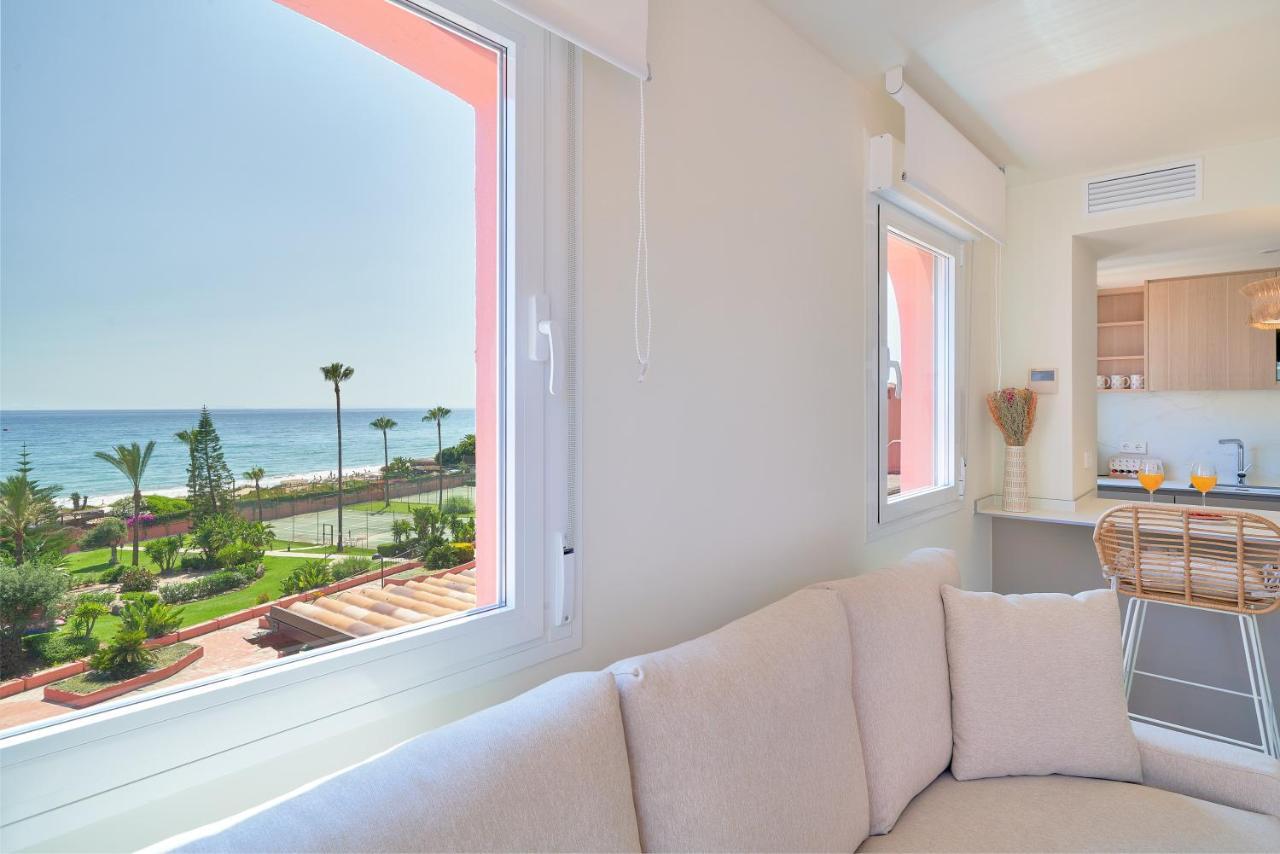 Apartment Sea Beachfront