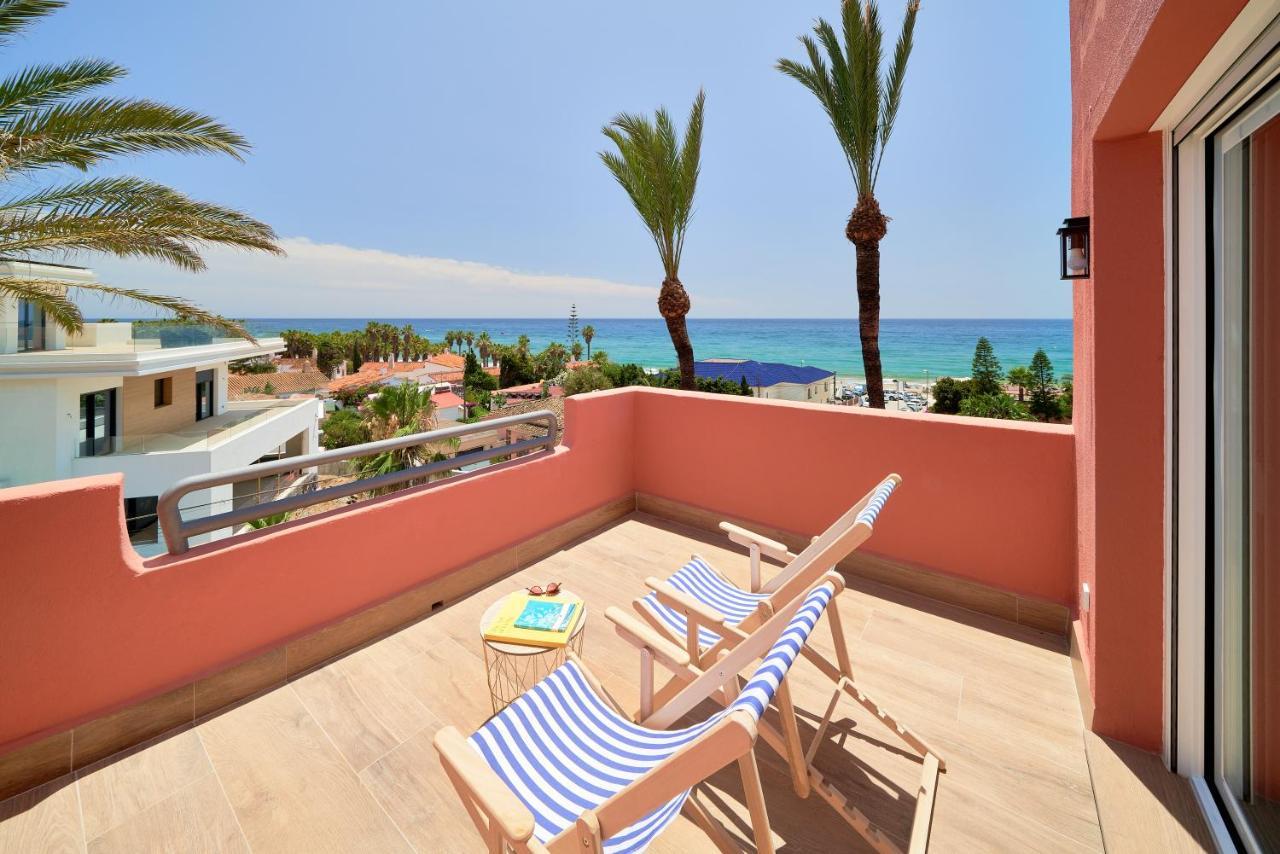 Sea Beachfront Apartment Marbella