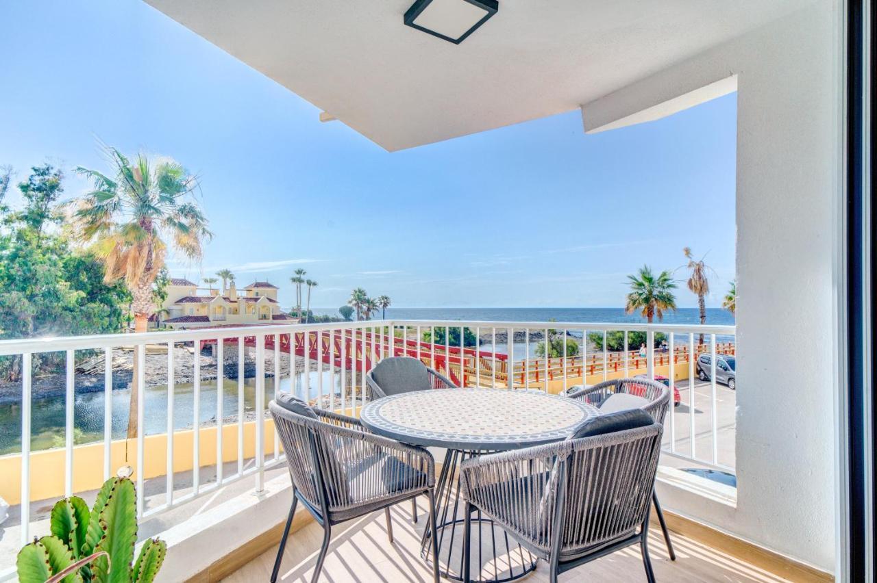 Front Flat With Sea Views Apartment Marbella
