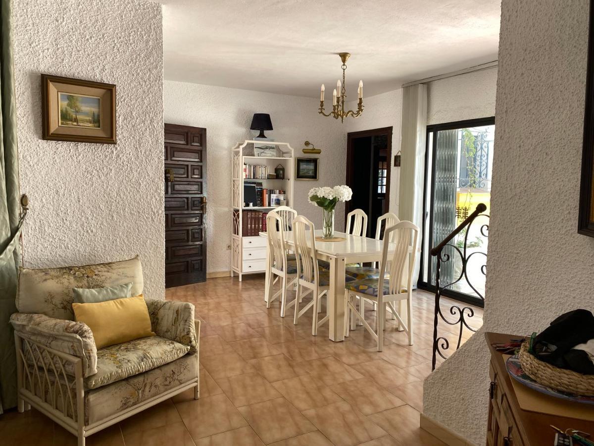 Spectacular Andalusian Linda Vista Playa - Big Private Pool, Bbq & 2 Parking Villa