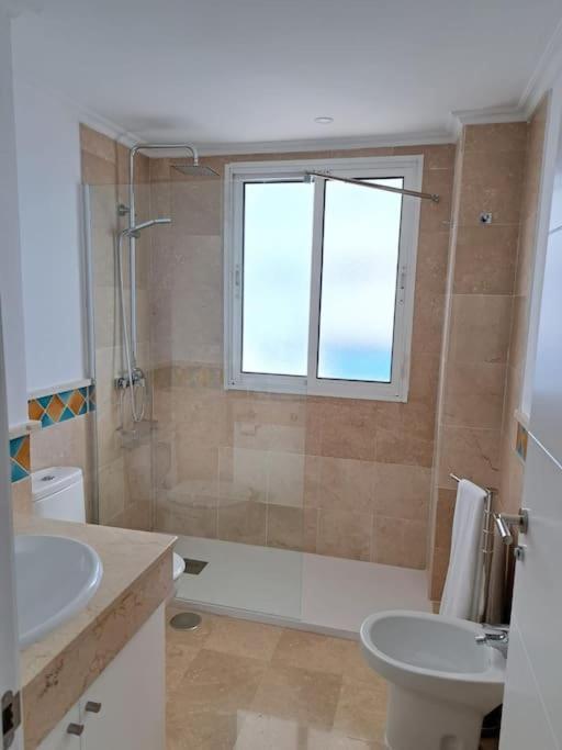 In Banana Beach, Apartamento
