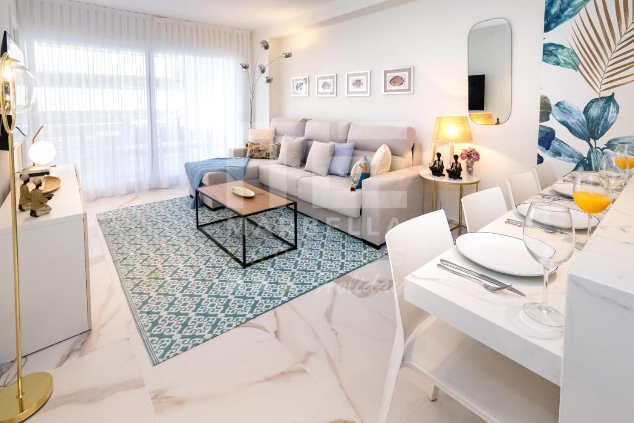 751, Renovated 2 Beedroom Apartment, Second Line Of The Beach, Wifi, Parkinging Marbella