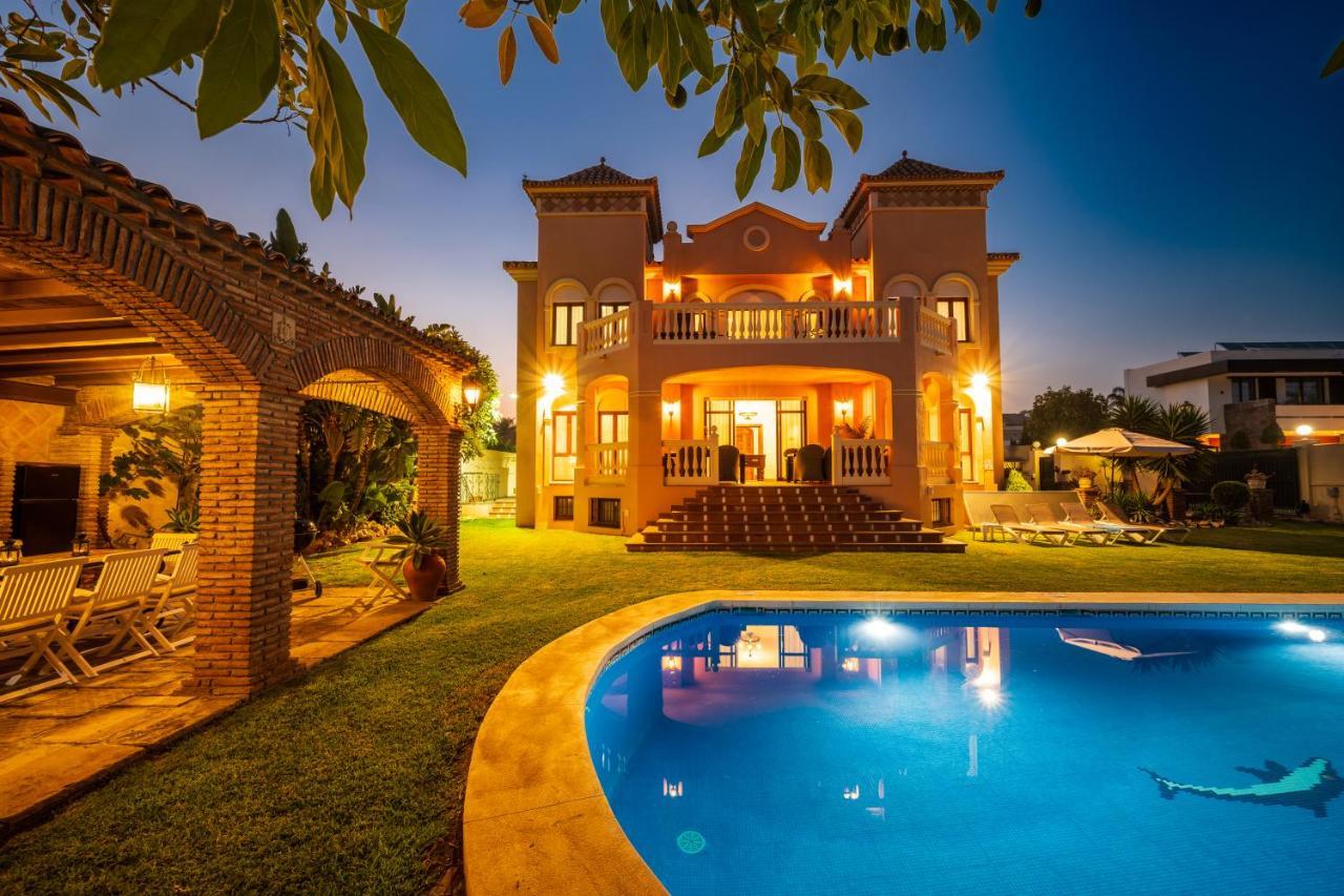 Montecarlo Villa *