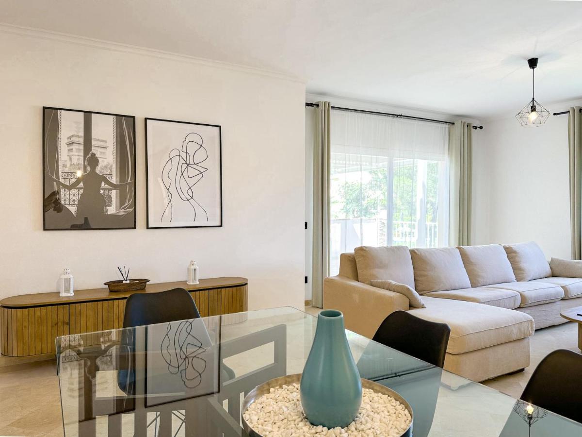 Penthouse Rooftop Terrace 3bed Pool Family Only * Marbella
