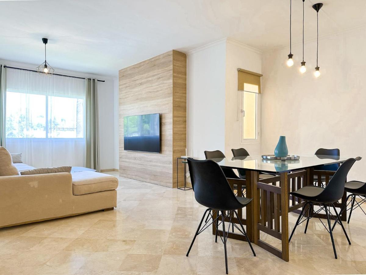 Apartment Penthouse Rooftop Terrace 3bed Pool Family Only Marbella