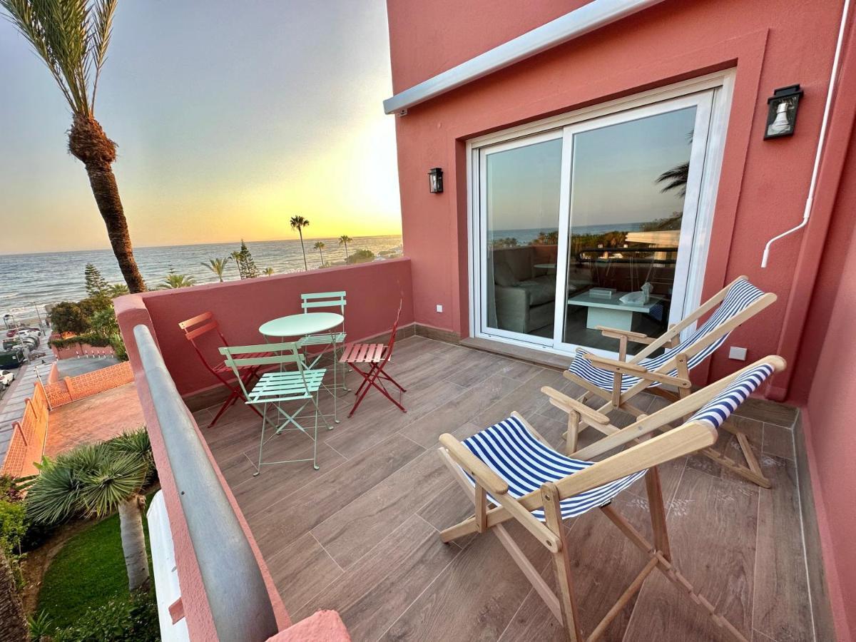 Apartment Sea Beachfront