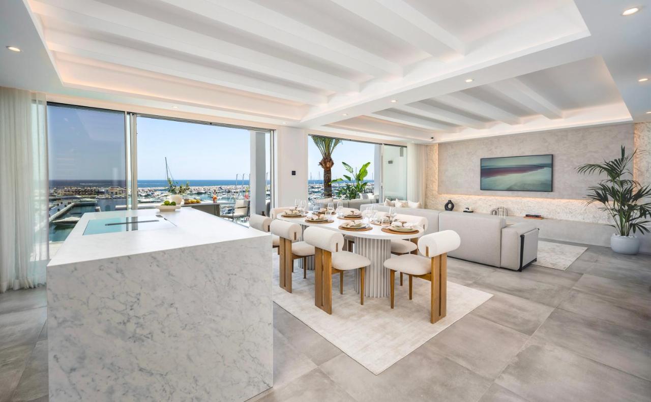 224 -luxury Selection- Puerto Banus Front Line Duplex Penthouse *