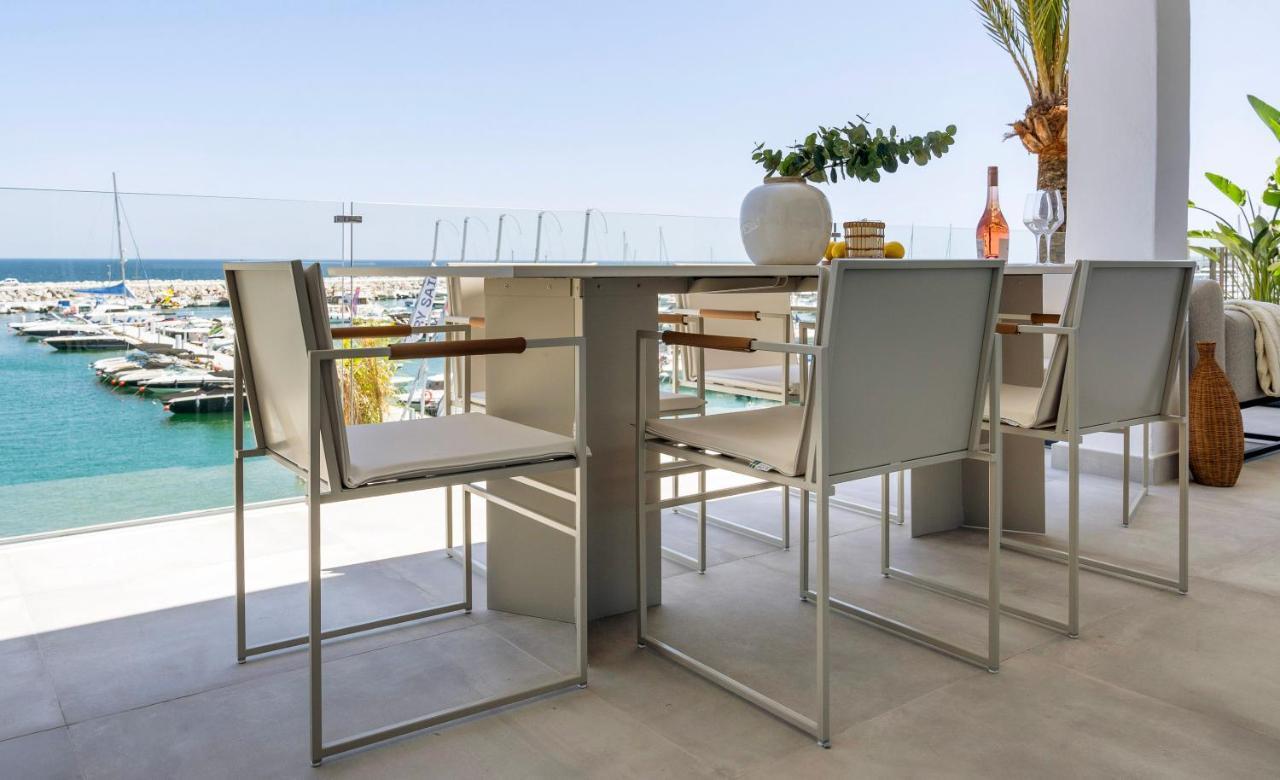 224 -luxury Selection- Puerto Banus Front Line Duplex Penthouse Marbella