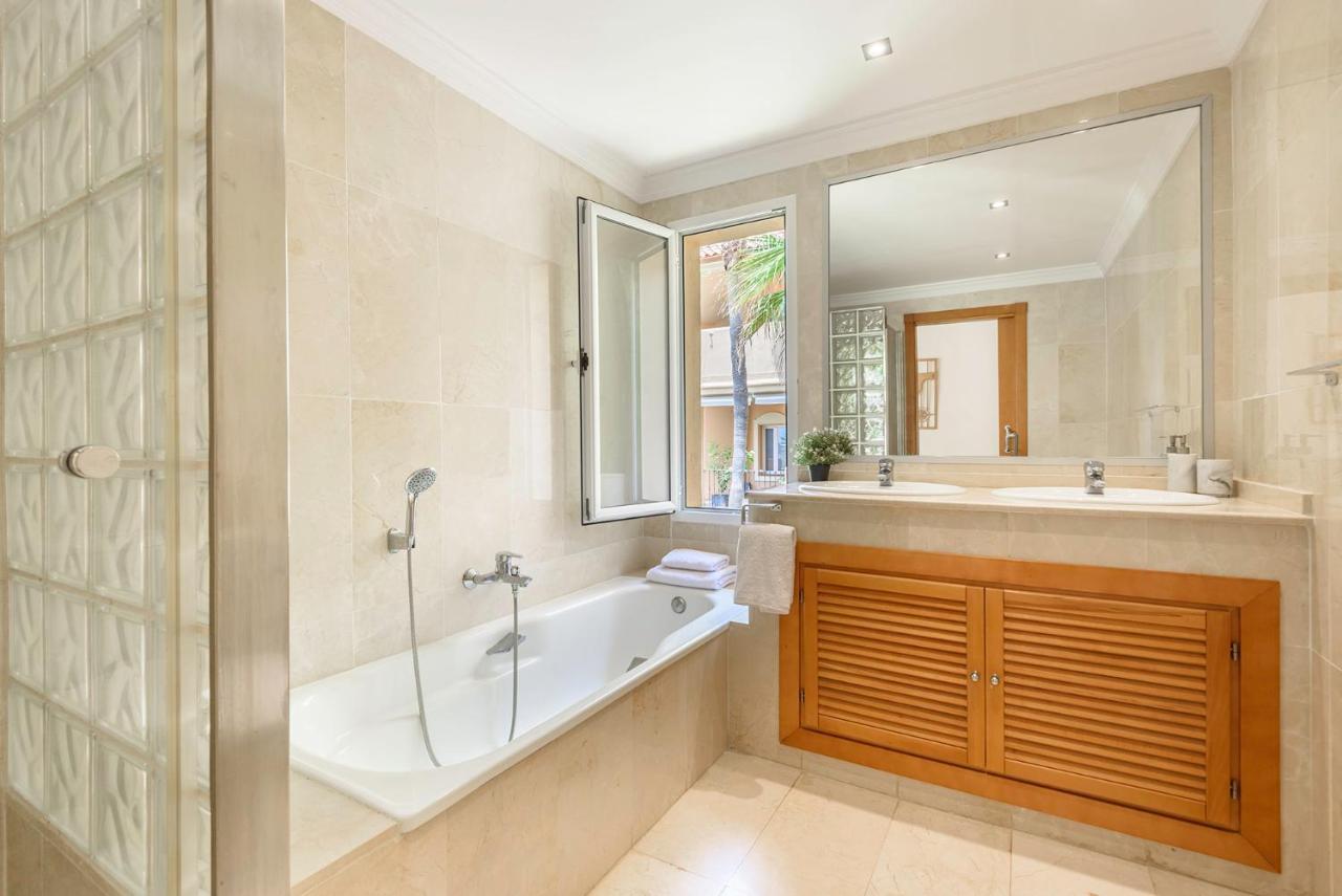 Alcam Aloha Deluxe 42 Apartment Marbella
