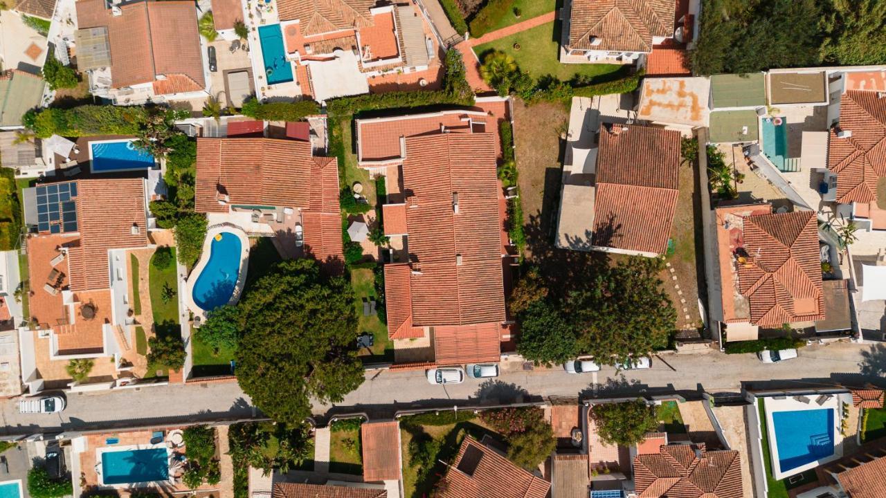 With Large Sunny Terrace, Costabella Ferienhaus Marbella