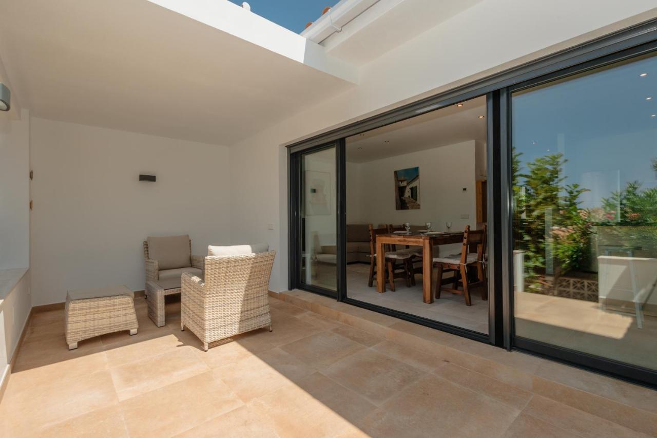 Ferienhaus With Large Sunny Terrace, Costabella Marbella