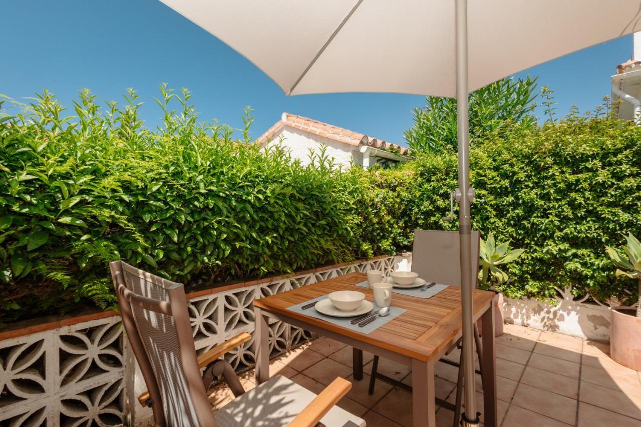 With Large Sunny Terrace, Costabella Ferienhaus