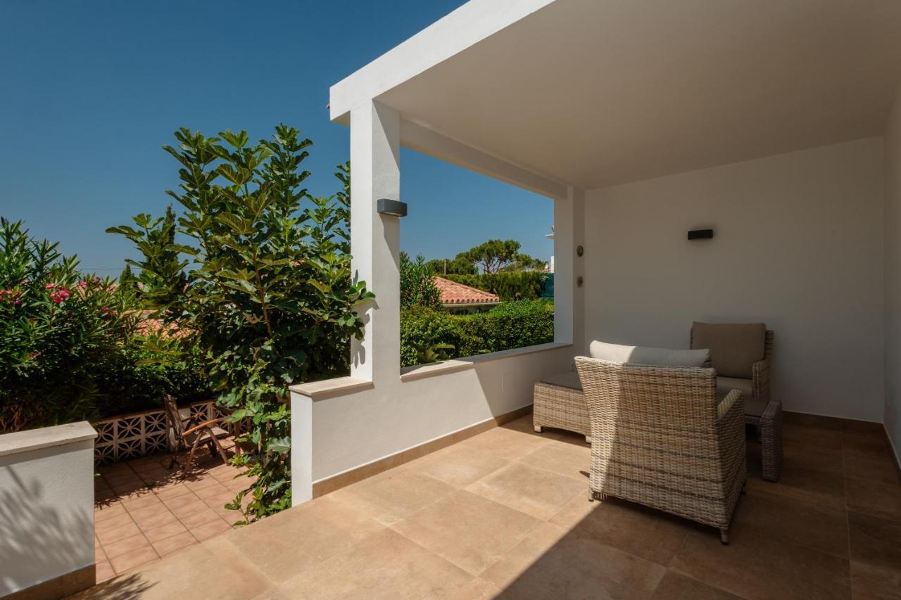 With Large Sunny Terrace, Costabella Ferienhaus *