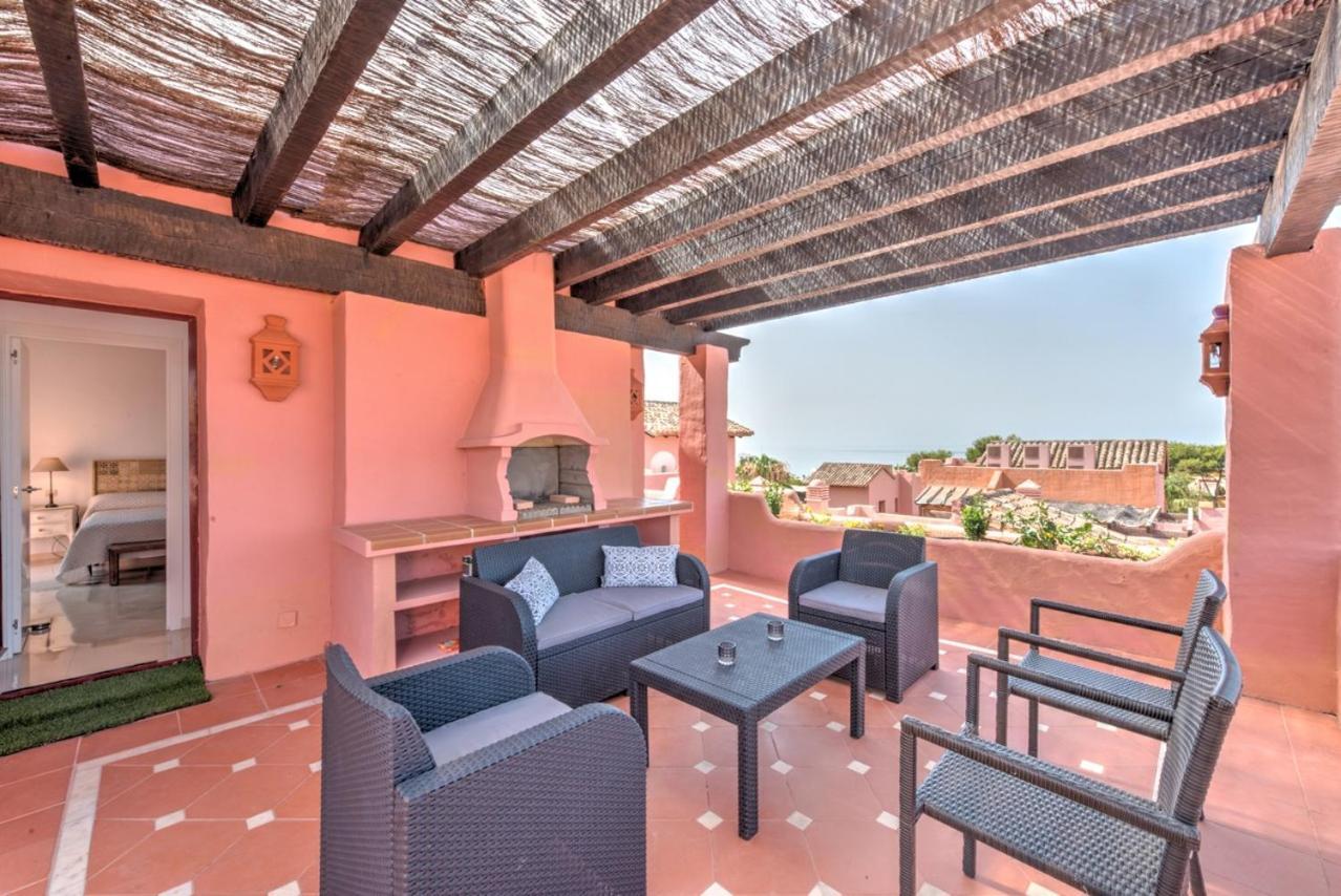 Luxury Penthouse In Jardines De Don Carlos Marbella