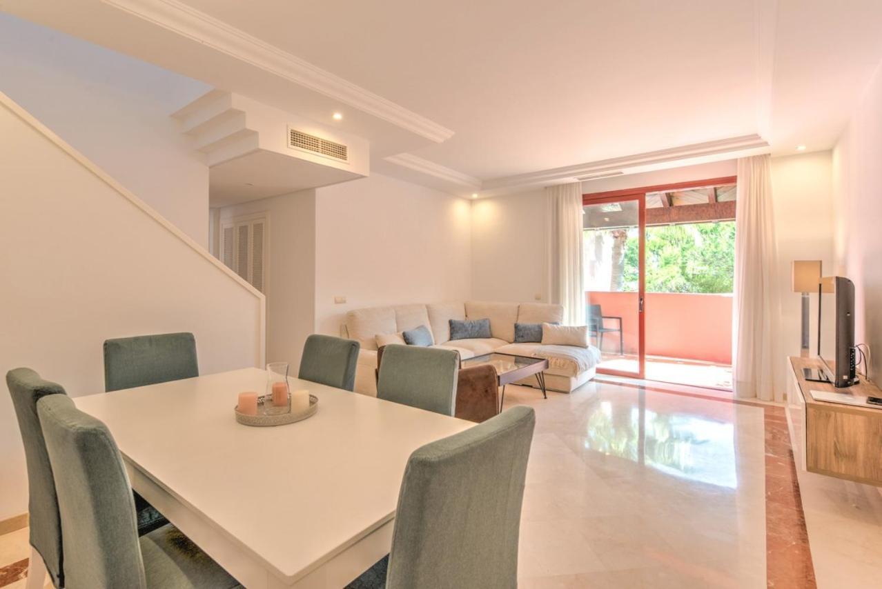 Luxury Penthouse In Jardines De Don Carlos Apartment Marbella