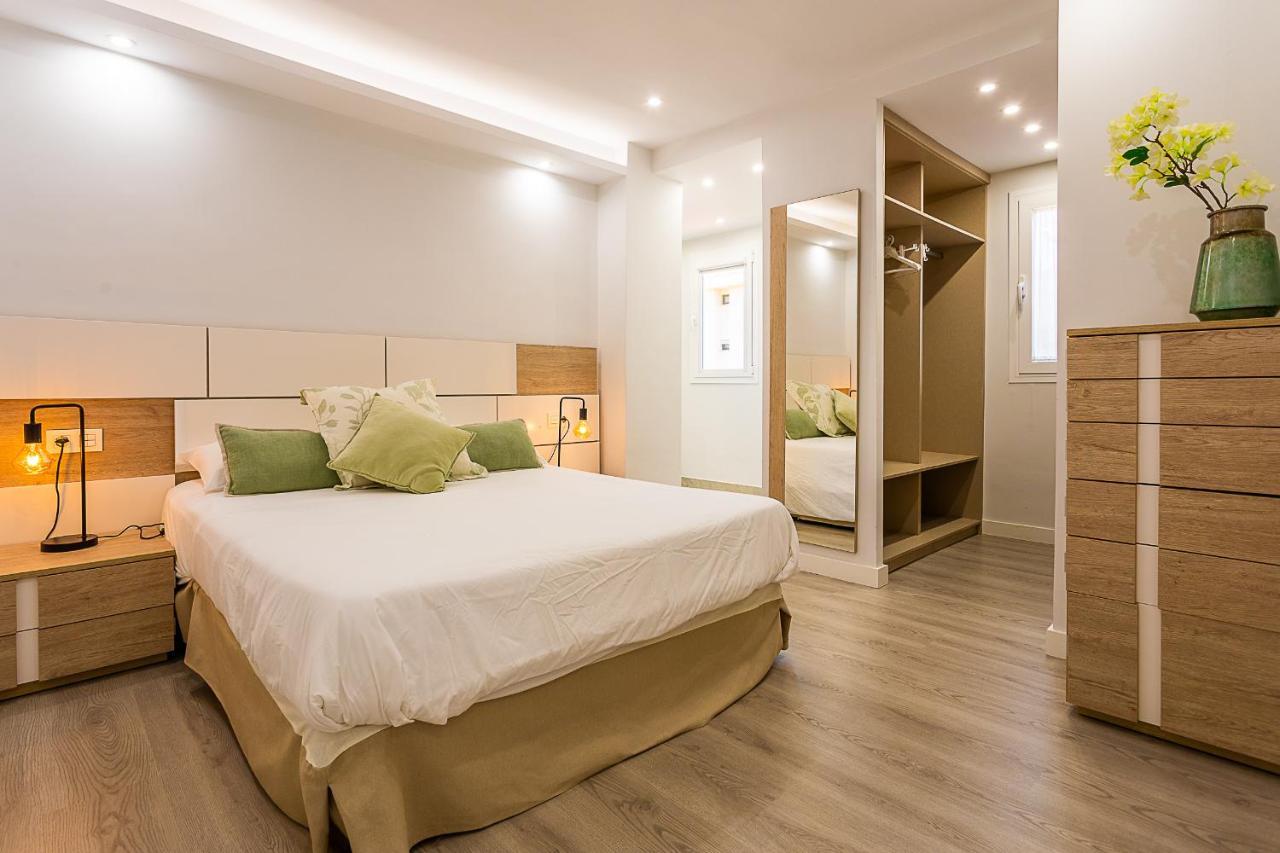 Sea Views In Heart Of By The Beach * Marbella