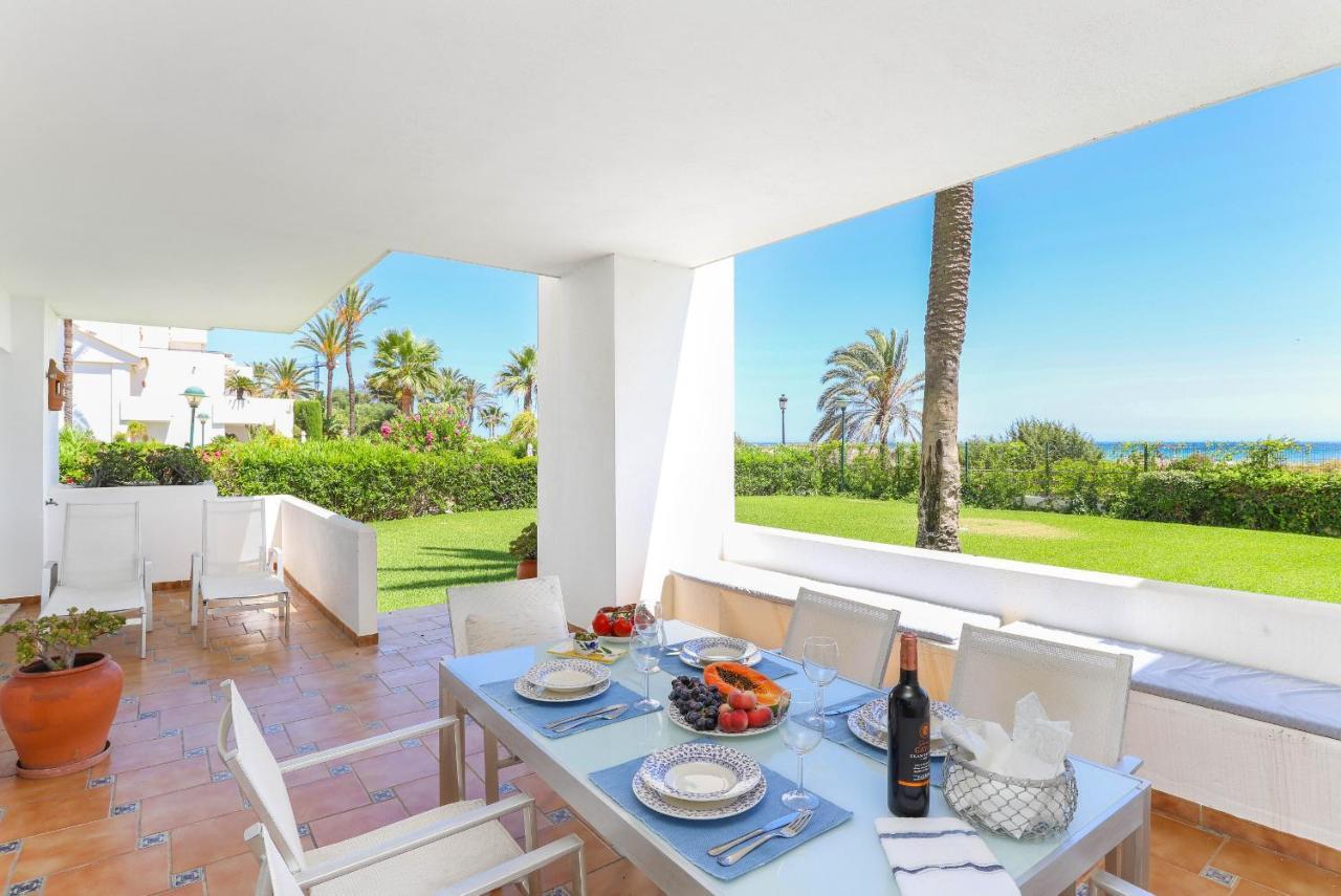 Frontline Ground Floor - Monteros Palm Apartment Marbella