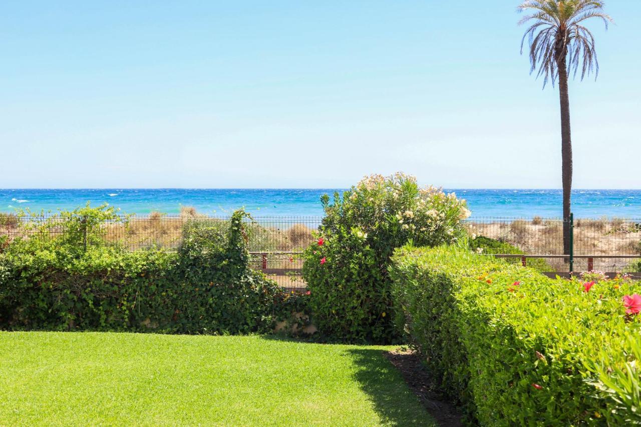 Frontline Ground Floor - Monteros Palm *