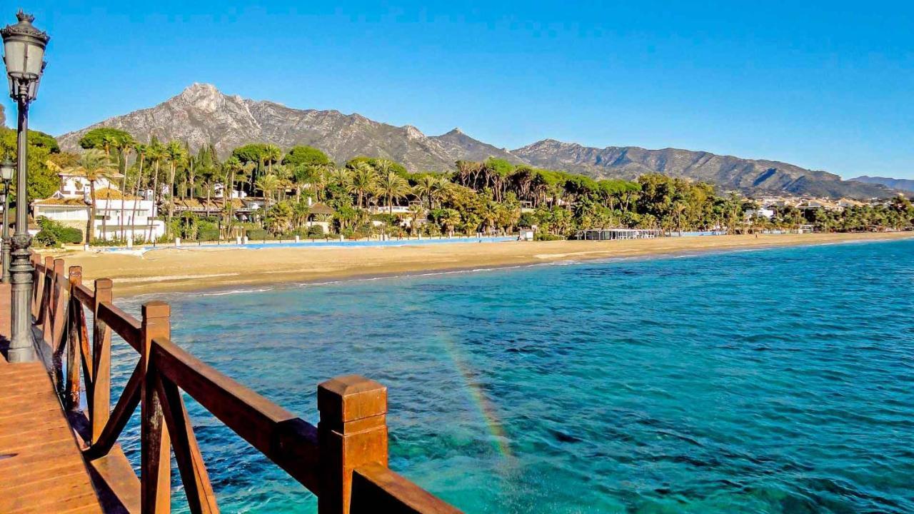 Precioso En Al Lado Del Mar