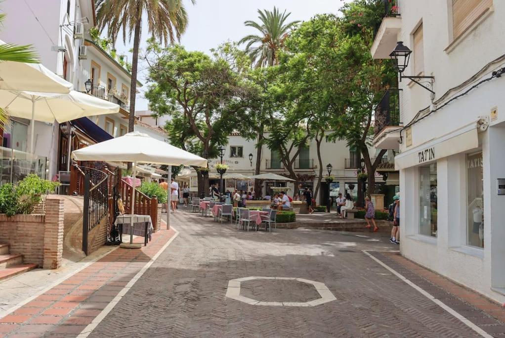 Deluxe Old Town