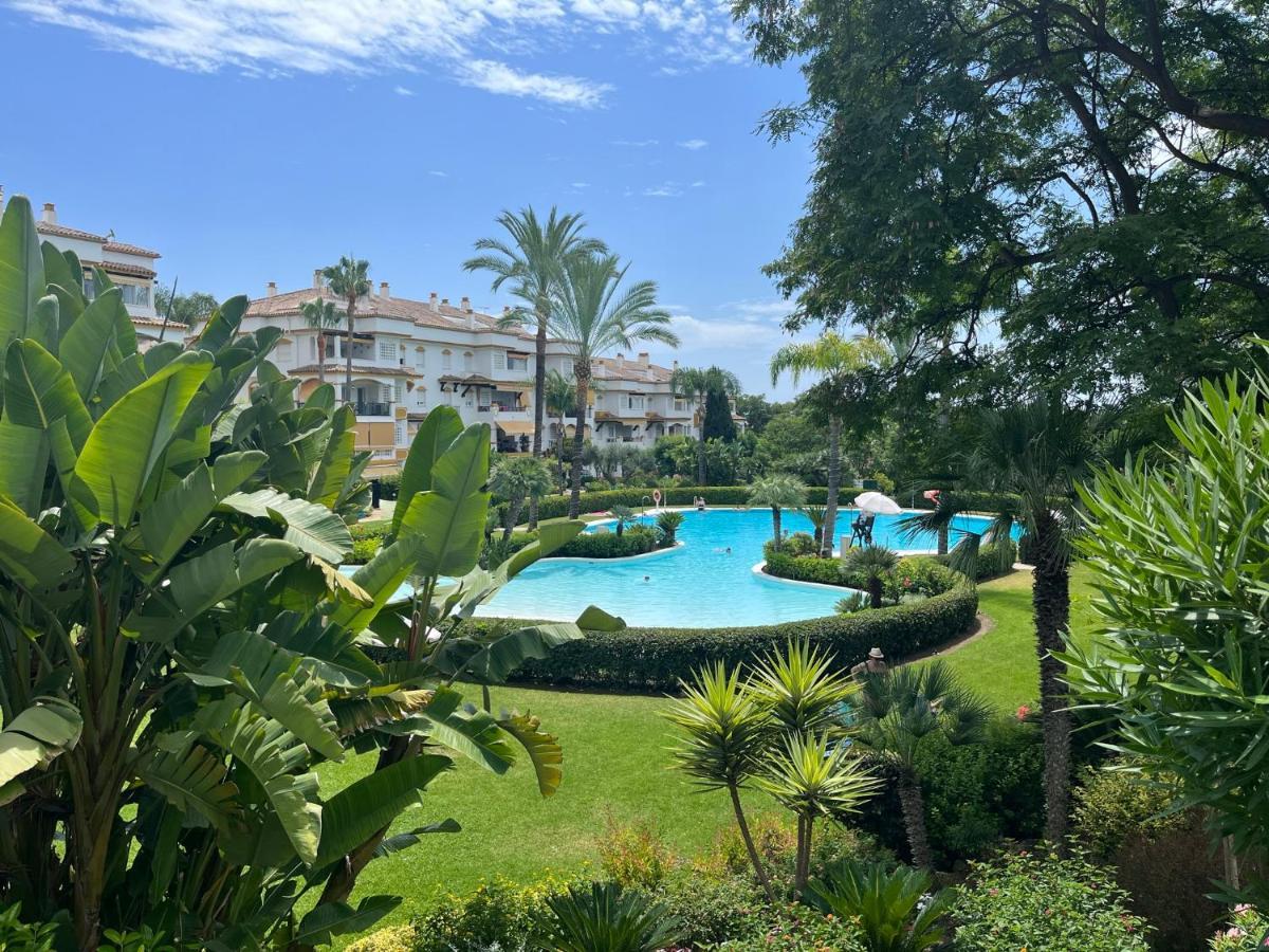 Amplio Planta Jardin Nagueles Apartamento Marbella